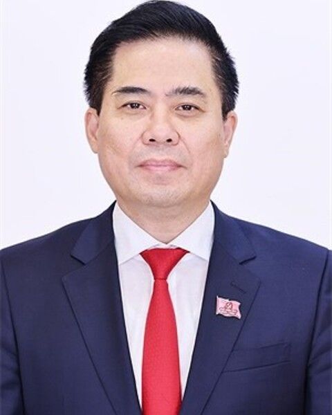 Nguyễn Hoàng Giang