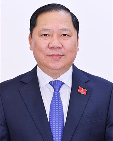 Nguyễn Phi Long