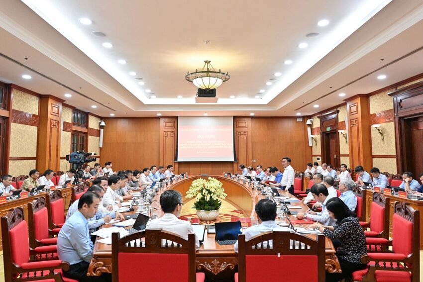 Kế hoạch hành động 100 ngày tập trung xử lý các điểm nghẽn về chuyển đổi số trong các cơ quan Đảng