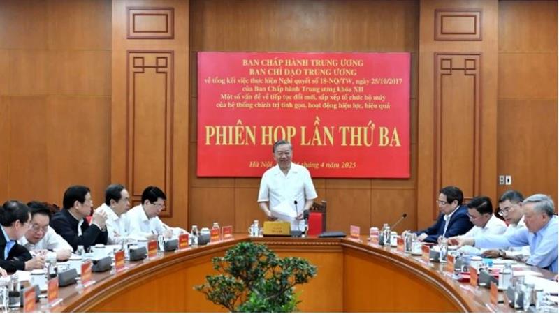 Tổng Bí thư Tô Lâm chủ trì Phiên họp lần thứ 3 về tổng kết việc thực hiện Nghị quyết số 18-NQ/TW. (Ảnh: ĐĂNG KHOA/Báo Nhân Dân).